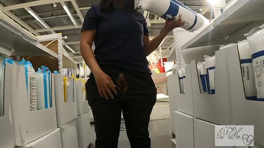 Pussy Flash While Shopping For Pillow