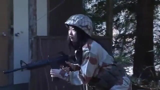 Enemy captures special forces soldier but ends up unlucky