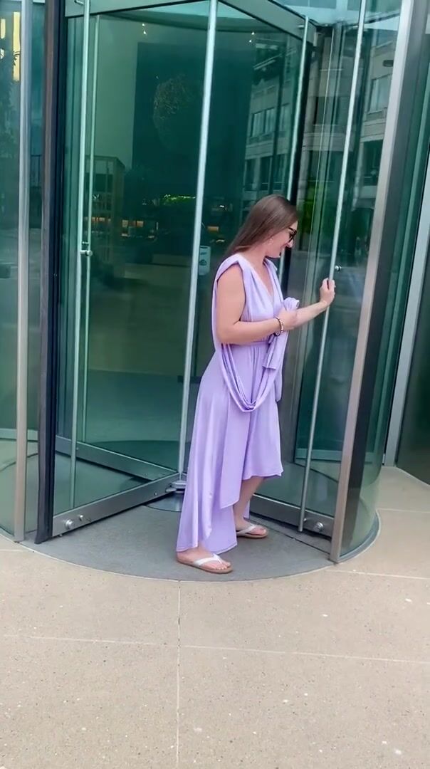 Public Tits