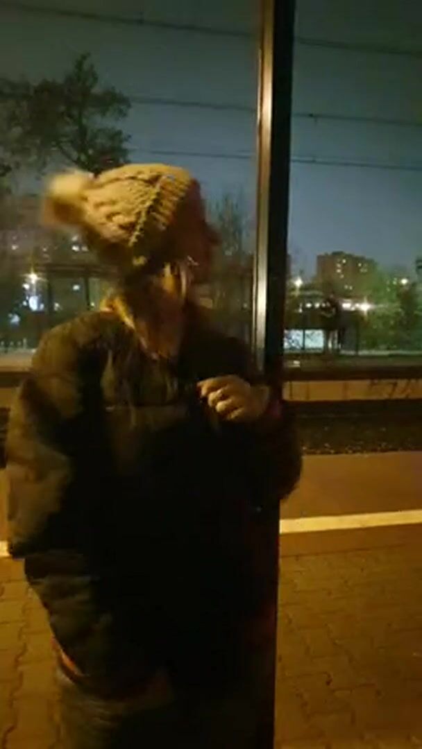 Flashing Huge Tits at tram stop (Cukierkowa Zgrywuska)