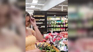 Trashy: Feeding her friends a milkshake #3