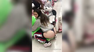 stuffed animals getting a show