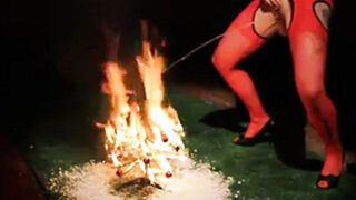 Trashy: She definitely saved Christmas #3