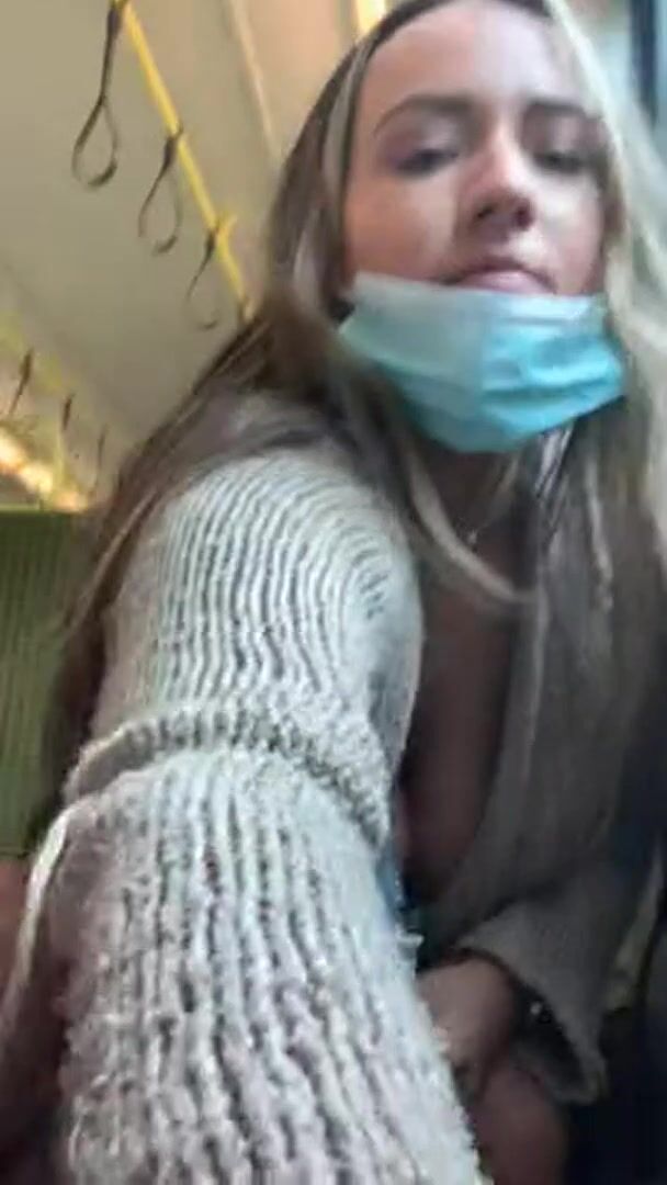 Turnt on in the train
