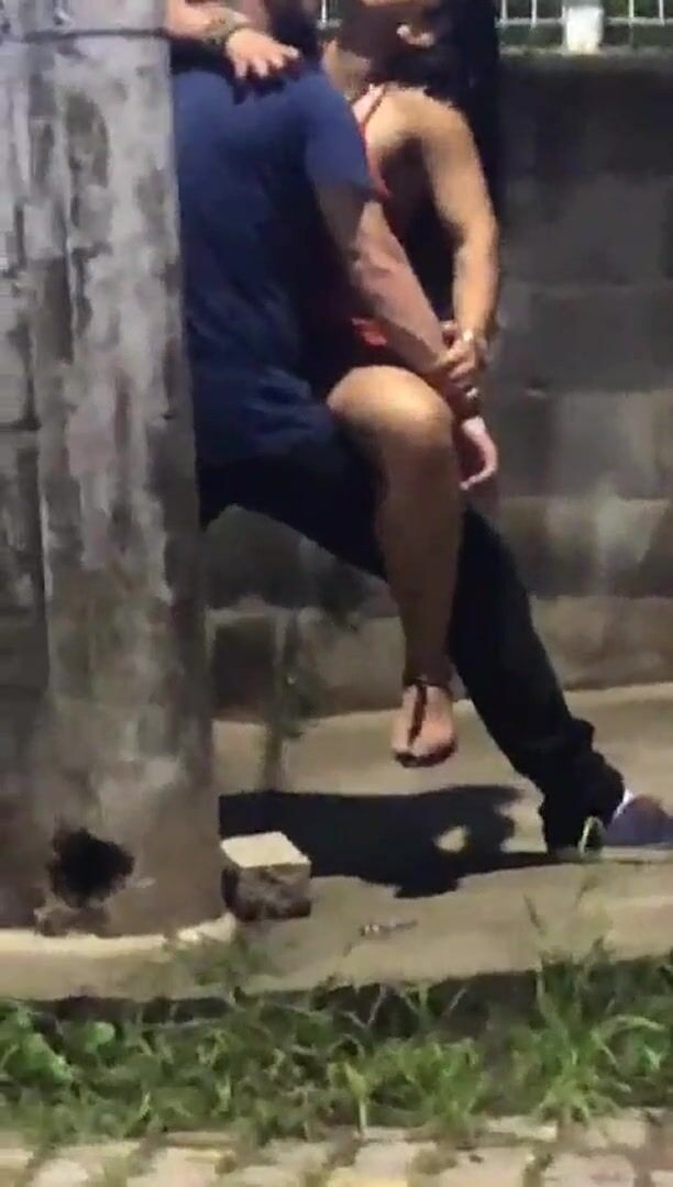 This couple is caught fucking on the street