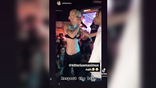 Trashy: Female rapper BigKlit makes some dude kiss and lick her bush on stage #3