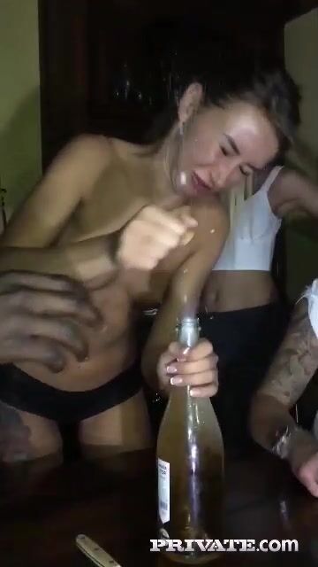Champagne Champ...