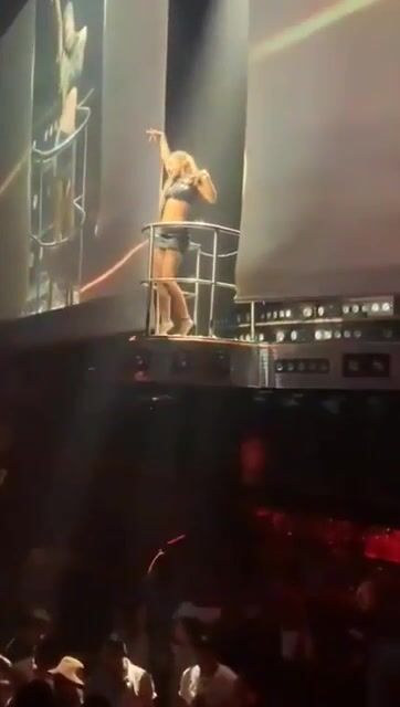 She forgot to wear panties