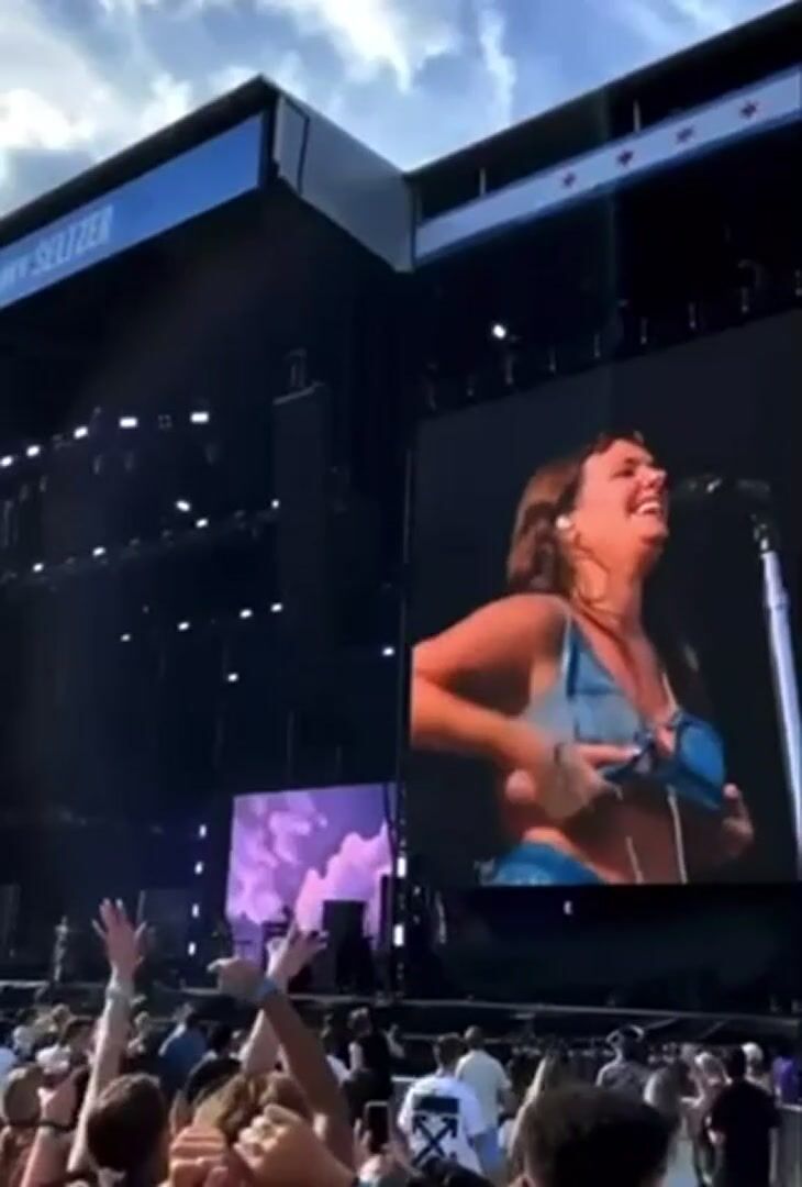 Concert Flash