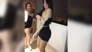 Trashy: Her friend nope'd out real quick. #2